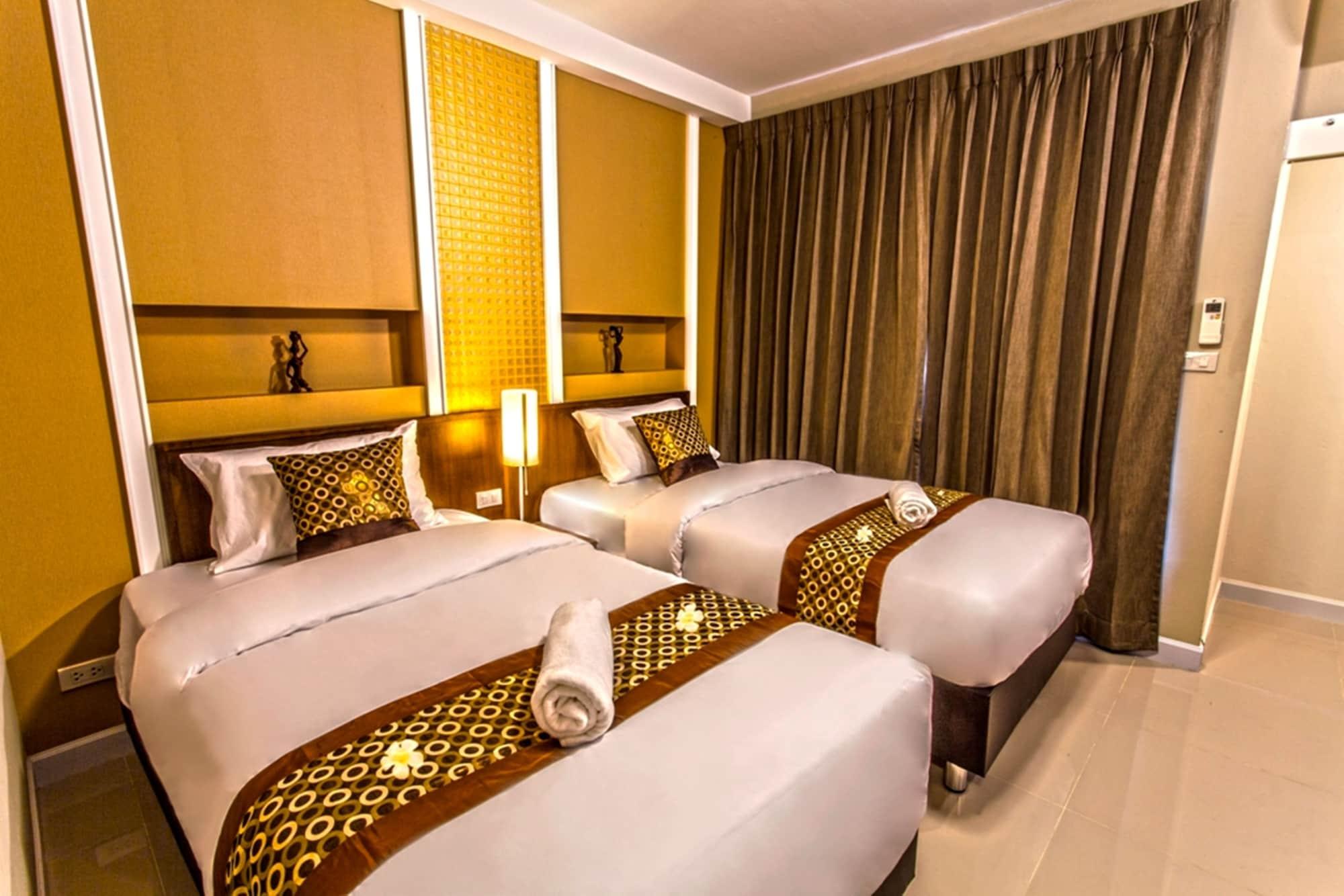 The Aim Sathorn Hotel Bangkok Bagian luar foto