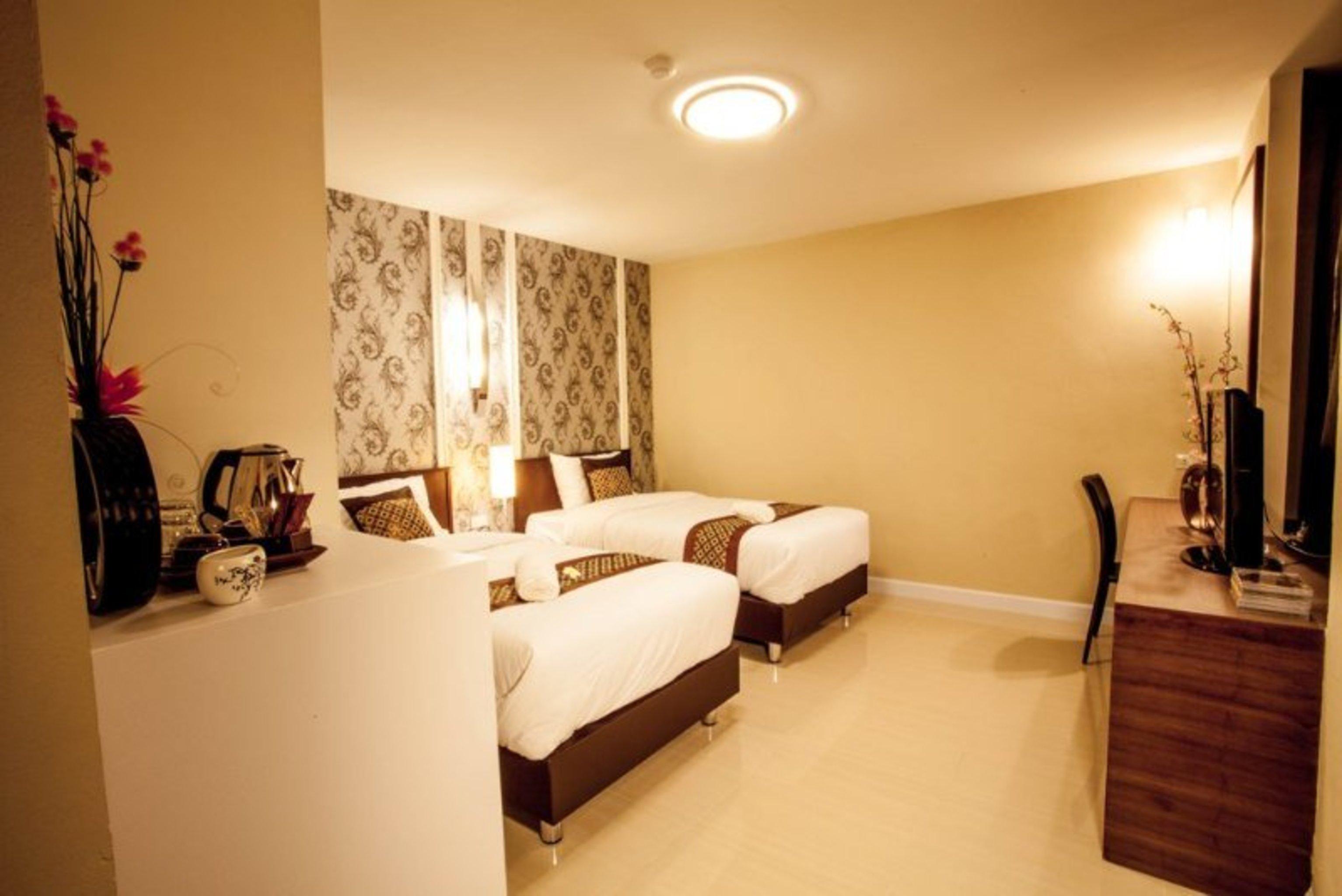 The Aim Sathorn Hotel Bangkok Bagian luar foto
