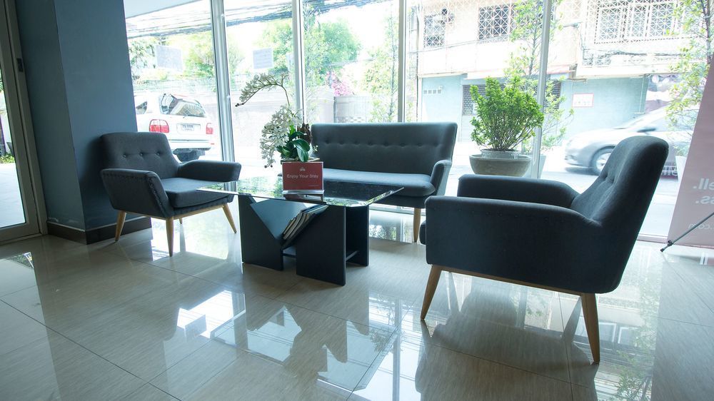 The Aim Sathorn Hotel Bangkok Bagian luar foto